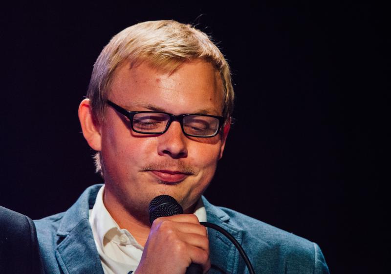  20160520-PB8_7739.JPG </br ><small> 2016-05-20 21:19</br >NIKON D800 450mm 1/250s f/6 ISO 6400</small>