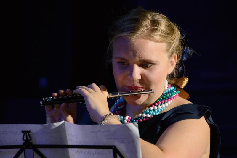  20160520-PB8_7487.JPG </br ><small> 2016-05-20 19:23</br >NIKON D800 450mm 1/250s f/6 ISO 5000</small>