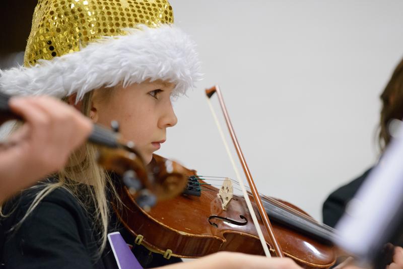  20121130_PB8_3860.JPG </br ><small> 2012-11-30 19:26</br >NIKON D800 + 70.0-200.0 mm f/2.8<br /> 180mm 1/160s f/4 ISO 3200</small>