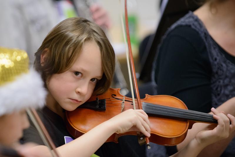  20121130_PB8_3878.JPG </br ><small> 2012-11-30 19:33</br >NIKON D800 + 70.0-200.0 mm f/2.8<br /> 200mm 1/160s f/2.8 ISO 3200</small>