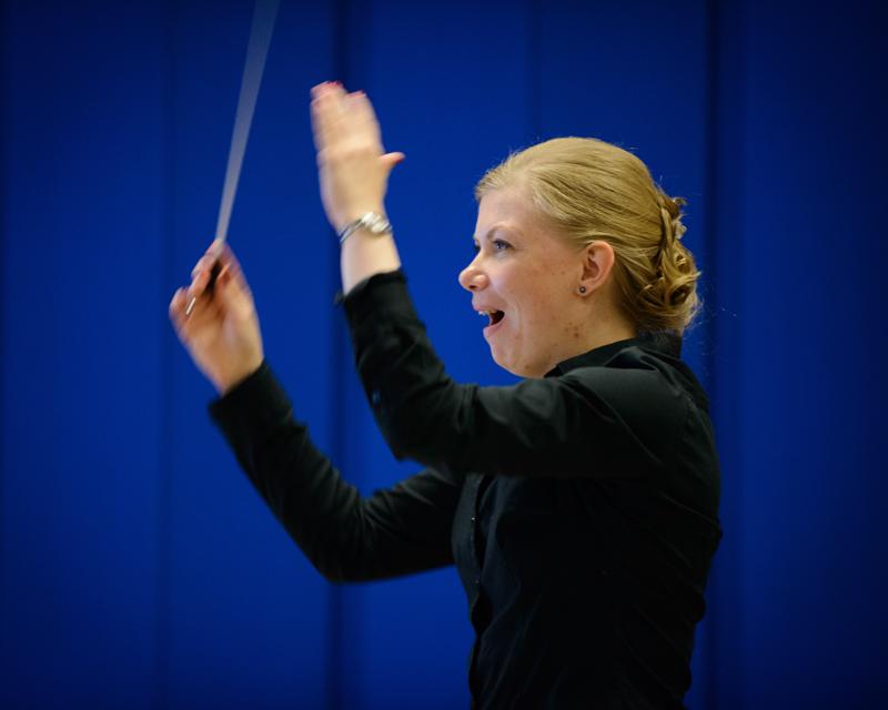  20130914-PB8_7105.jpg </br ><small> 2013-09-14 13:14</br >NIKON D800 + 70.0-200.0 mm f/2.8<br /> 190mm 1/250s f/2.8 ISO 3200</small>