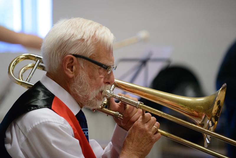  20130914-PB8_7107.jpg </br ><small> 2013-09-14 13:16</br >NIKON D800 + 70.0-200.0 mm f/2.8<br /> 200mm 1/320s f/2.8 ISO 3200</small>