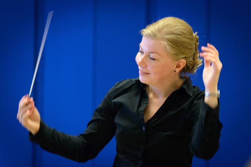  20130914-PB8_7139.jpg </br ><small> 2013-09-14 13:51</br >NIKON D800 + 70.0-200.0 mm f/2.8<br /> 200mm 1/200s f/2.8 ISO 3200</small>