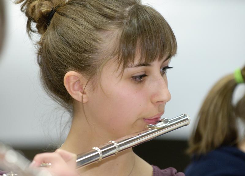  D3C_2688.jpg </br ><small> 2010-04-26 19:31</br >NIKON D300 200mm 1/50s f/4 ISO 800</small>