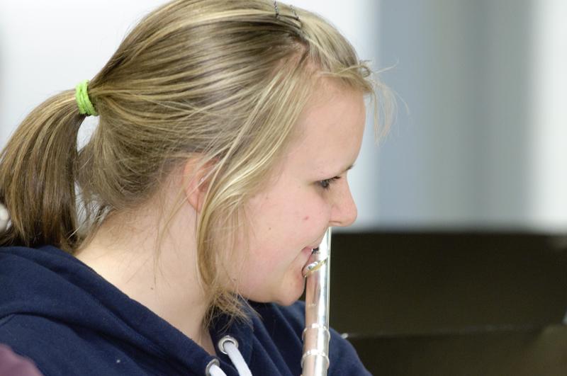  D3C_2696.jpg </br ><small> 2010-04-26 19:33</br >NIKON D300 200mm 1/40s f/4 ISO 800</small>