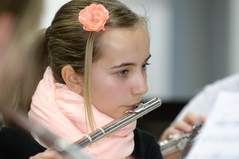  D3C_2707.jpg </br ><small> 2010-04-26 19:40</br >NIKON D300 200mm 1/60s f/4 ISO 800</small>