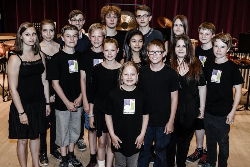  20140610_PB8_9687.JPG </br ><small> 2014-06-10 18:16</br >NIKON D800 + 24.0-70.0 mm f/2.8<br /> 38mm 1/100s f/5 ISO 1600</small>