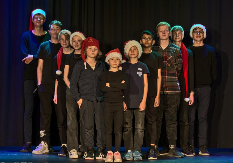  PB8_4893.jpg </br >By Per Baekgaard/baekgaard@b4net.dk</br > <small> 2022-10-06 17:31</br >NIKON D800 70mm 1/100s f/5.6 ISO 1250</small>