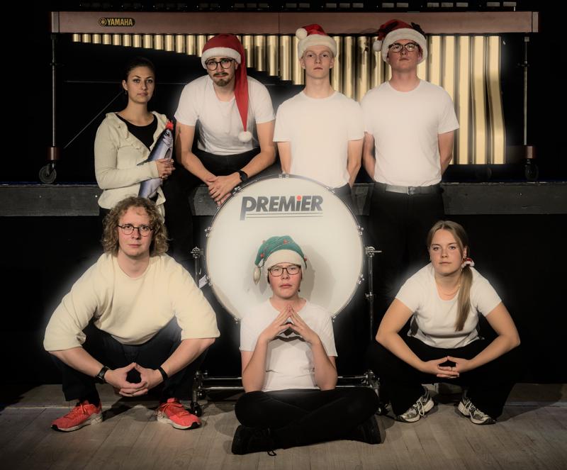  PB8_5027.jpg </br >By Per Baekgaard/baekgaard@b4net.dk</br > <small> 2022-10-06 18:27</br >NIKON D800 52mm 1/125s f/8 ISO 500</small>