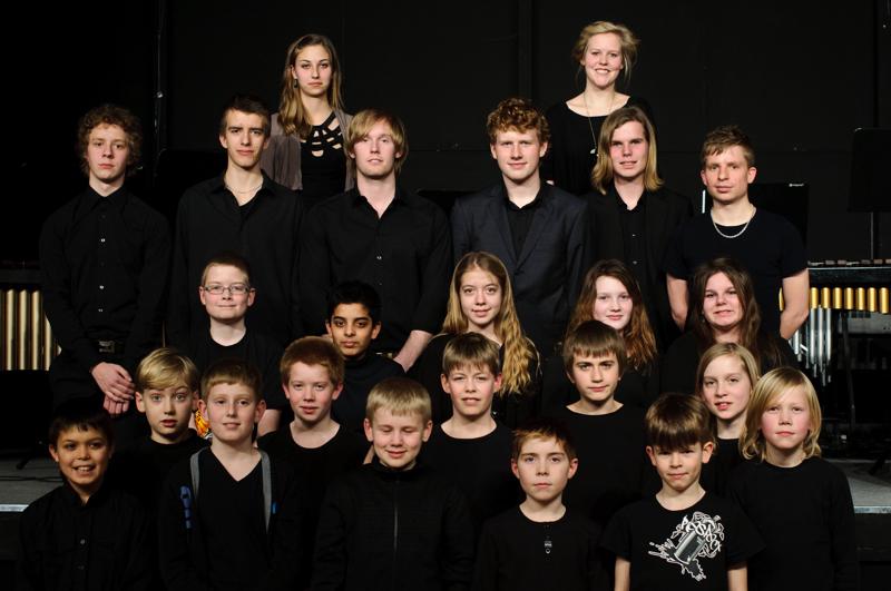  D3C_6465.jpg </br ><small> 2011-01-24 21:08</br >NIKON D300 + 35.0 mm f/2.0<br /> 35mm 1/50s f/5 ISO 800</small>