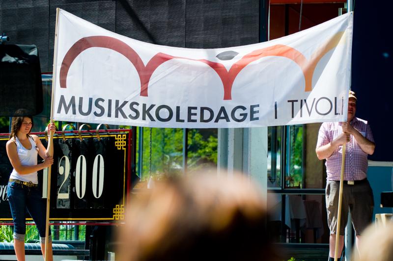  D3C_1033.jpg </br ><small> 2008-06-01 15:07</br >NIKON D300 116mm 1/1000s f/4 ISO 200</small>