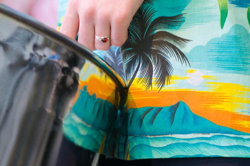  D3C_1127.jpg </br ><small> 2008-06-01 17:21</br >NIKON D300 200mm 1/160s f/4 ISO 800</small>