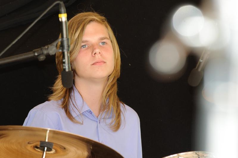  D3C_3140.jpg </br ><small> 2010-06-12 16:58</br >NIKON D300 200mm 1/60s f/5.6 ISO 400</small>