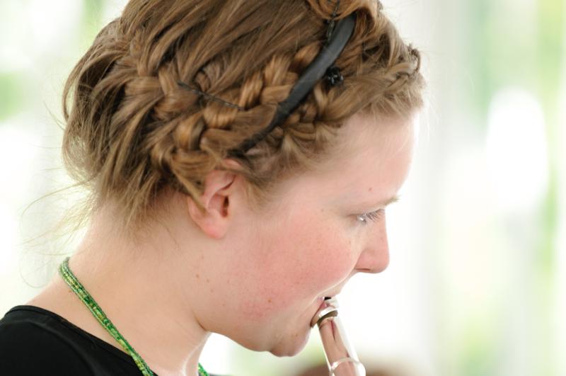  D3C_3185.jpg </br ><small> 2010-06-13 16:51</br >NIKON D300 180mm 1/100s f/2.8 ISO 400</small>