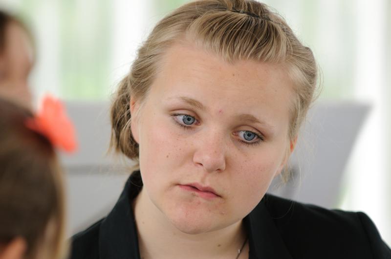  D3C_3195.jpg </br ><small> 2010-06-13 17:00</br >NIKON D300 200mm 1/125s f/4 ISO 640</small>