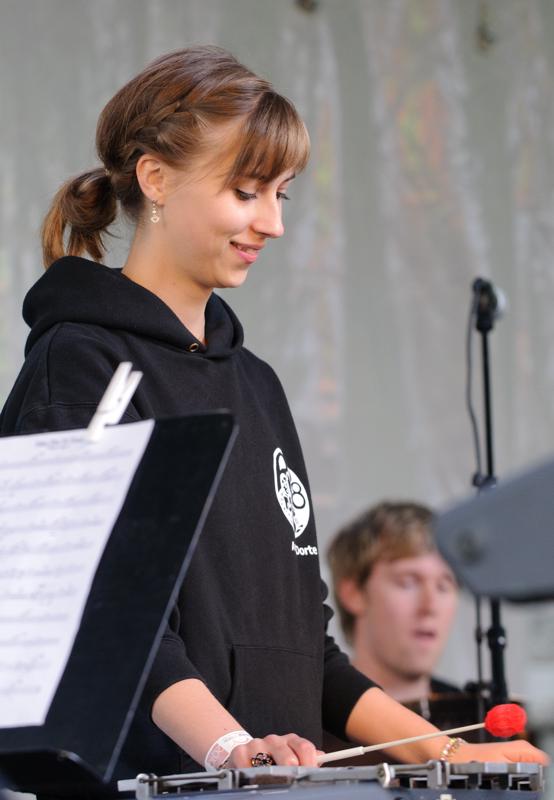  D3C_3380.jpg </br ><small> 2010-06-13 19:26</br >NIKON D300 120mm 1/80s f/4 ISO 640</small>