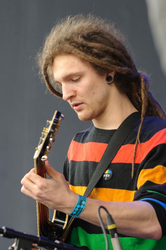  D3C_0628.JPG </br ><small> 2012-04-28 14:19</br >NIKON D300 + 70.0-200.0 mm f/2.8<br /> 150mm 1/200s f/4 ISO 800</small>