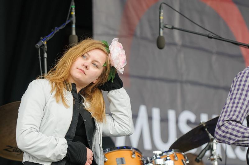  D3C_0624.JPG </br ><small> 2012-04-28 14:16</br >NIKON D300 + 70.0-200.0 mm f/2.8<br /> 135mm 1/500s f/4 ISO 800</small>