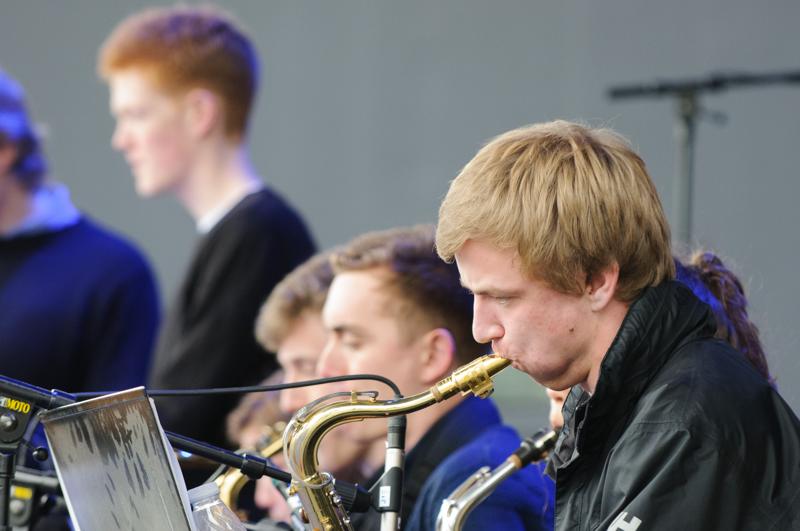  D3C_0675.JPG </br ><small> 2012-04-28 14:31</br >NIKON D300 + 70.0-200.0 mm f/2.8<br /> 175mm 1/200s f/4 ISO 800</small>