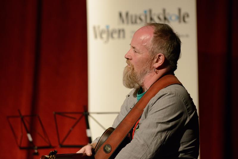  20130504_PB8_5284.JPG </br >Tivoli, 4.-5. Maj 2013</br > <small> 2013-05-04 15:10</br >NIKON D800 + 70.0-200.0 mm f/2.8<br /> 200mm 1/200s f/4 ISO 3200</small>