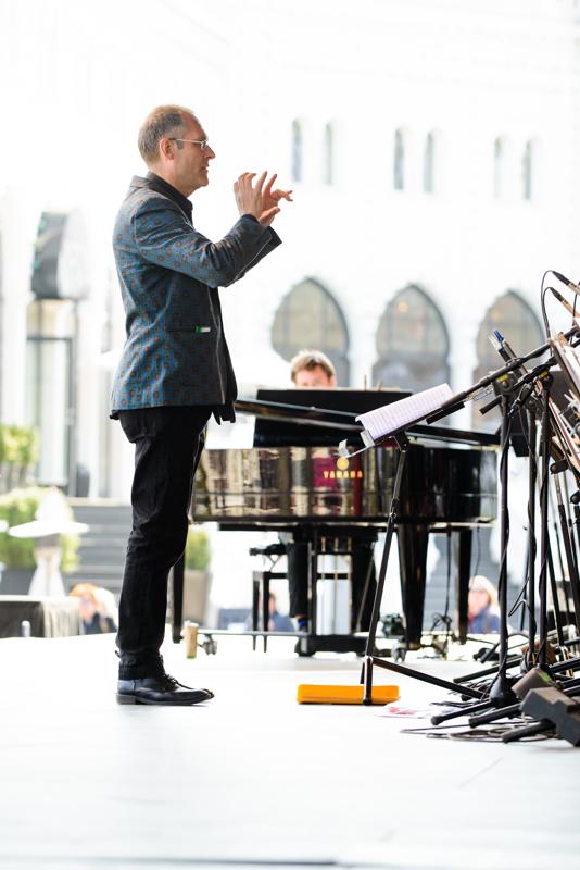  20130504_PB8_5389.JPG </br >Tivoli, 4.-5. Maj 2013</br > <small> 2013-05-04 16:13</br >NIKON D800 + 70.0-200.0 mm f/2.8<br /> 125mm 1/400s f/4 ISO 125</small>