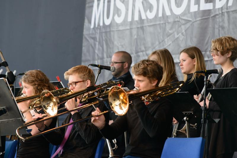  20130504_PB8_5377.JPG </br >Tivoli, 4.-5. Maj 2013</br > <small> 2013-05-04 16:10</br >NIKON D800 + 70.0-200.0 mm f/2.8<br /> 200mm 1/400s f/5.6 ISO 1000</small>