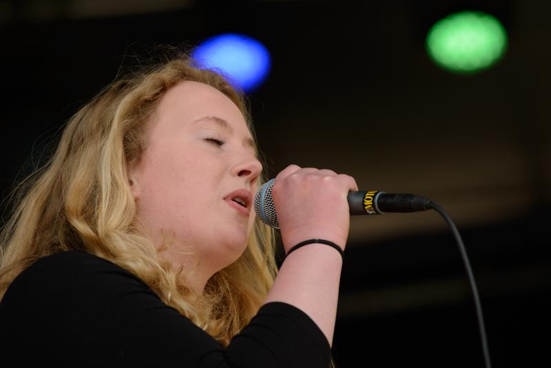  20140503_PB8_9377.JPG </br ><small> 2014-05-03 14:06</br >NIKON D800 + 70.0-200.0 mm f/2.8<br /> 200mm 1/500s f/5.6 ISO 200</small>