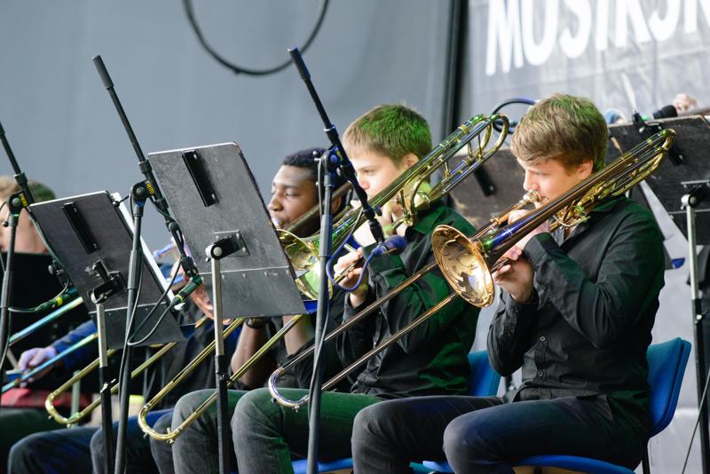  20140503_PB8_9469.JPG </br ><small> 2014-05-03 14:24</br >NIKON D800 + 70.0-200.0 mm f/2.8<br /> 200mm 1/400s f/5.6 ISO 2800</small>