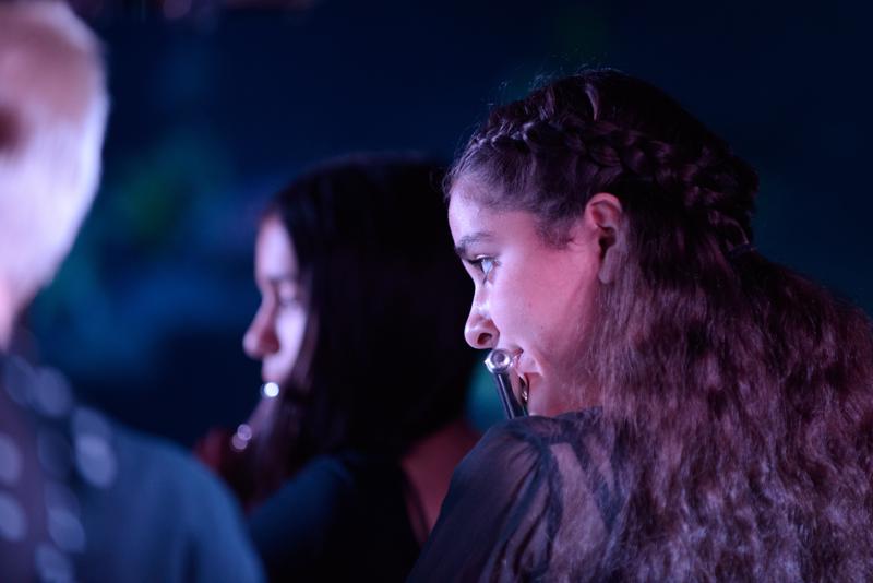  20150502_PB8_7980.JPG </br ><small> 2015-05-02 20:45</br >NIKON D800 + 70.0-200.0 mm f/2.8<br /> 200mm 1/160s f/2.8 ISO 2500</small>