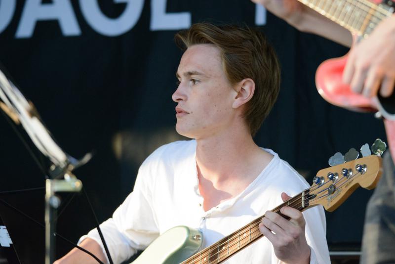  20150502_PB8_7904.JPG </br ><small> 2015-05-02 19:44</br >NIKON D800 + 150.0-600.0 mm f/5.0-6.3<br /> 300mm 1/1000s f/5.6 ISO 5000</small>