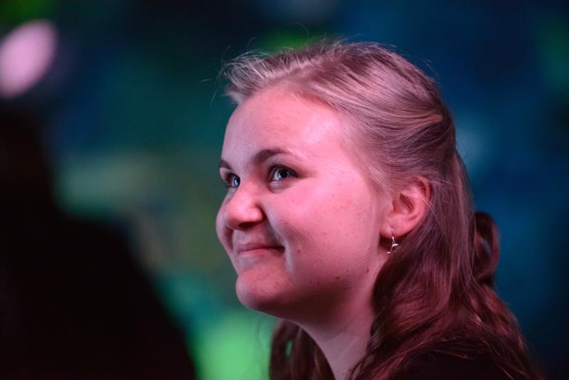  20150502_PB8_7937.JPG </br ><small> 2015-05-02 20:19</br >NIKON D800 + 70.0-200.0 mm f/2.8<br /> 200mm 1/250s f/2.8 ISO 11404</small>