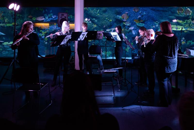  20150502_PB8_7989.JPG </br ><small> 2015-05-02 20:57</br >NIKON D800 + 14.0-24.0 mm f/2.8<br /> 24mm 1/60s f/3.2 ISO 2000</small>