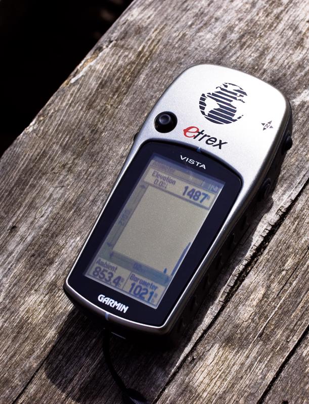  DSC_2085.jpg </br ><small> 2008-05-28 15:57</br >NIKON D70 35mm 1/640s f/8 ISO 250</small>