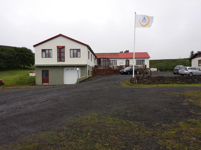  IMG_20160702_095930.JPG </br ><small> 2016-07-02 09:59</br >GT-I9505 4.2mm 1/340s f/2.2 ISO 50</small>