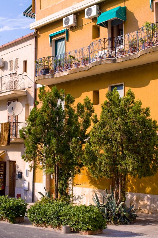  D3C_1746.jpg </br ><small> 2008-06-30 17:45</br >NIKON D300 35mm 1/160s f/8 ISO 100</small>