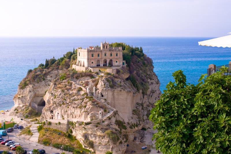  D3C_1755.jpg </br ><small> 2008-06-30 18:16</br >NIKON D300 35mm 1/320s f/5.6 ISO 100</small>