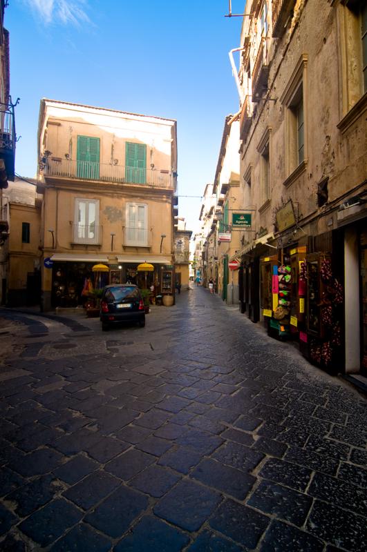  D3C_1777.jpg </br ><small> 2008-06-30 18:57</br >NIKON D300 12mm 1/80s f/5.6 ISO 100</small>