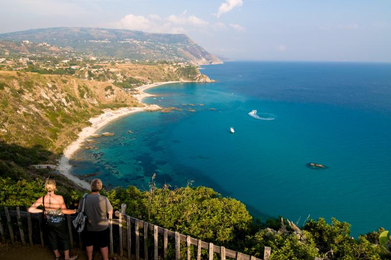  D3C_1856.jpg </br ><small> 2008-07-01 18:23</br >NIKON D300 16mm 1/100s f/9 ISO 100</small>