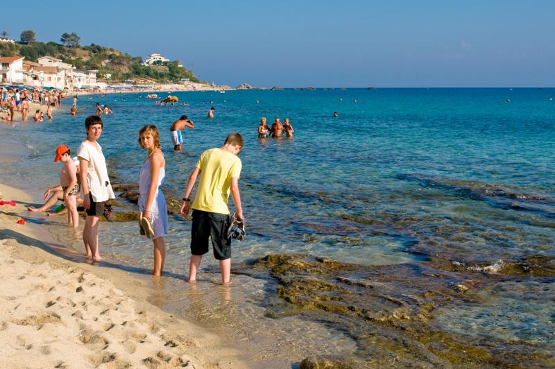  D3C_1958.jpg </br ><small> 2008-07-02 17:47</br >NIKON D300 35mm 1/500s f/8 ISO 200</small>