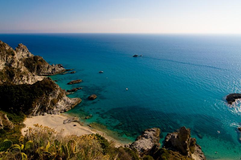  D3C_2049.jpg </br ><small> 2008-07-03 17:33</br >NIKON D300 17mm 1/800s f/8 ISO 200</small>