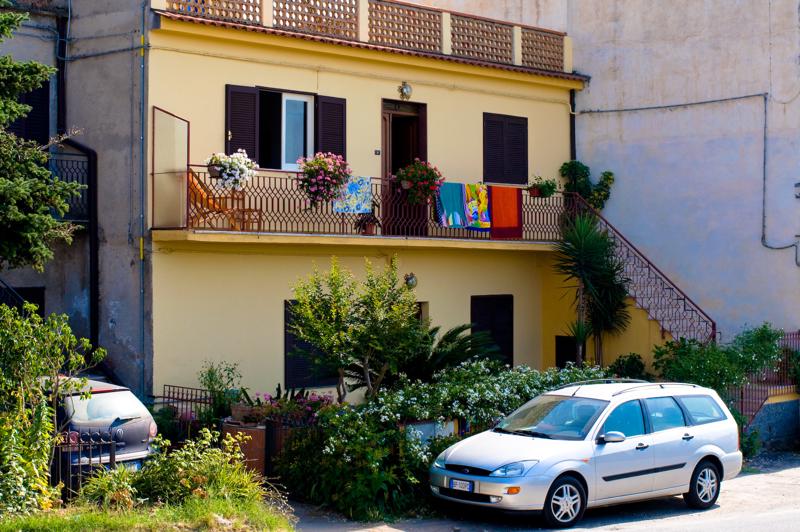  D3C_2243.jpg </br ><small> 2008-07-04 16:57</br >NIKON D300 35mm 1/400s f/7.1 ISO 200</small>