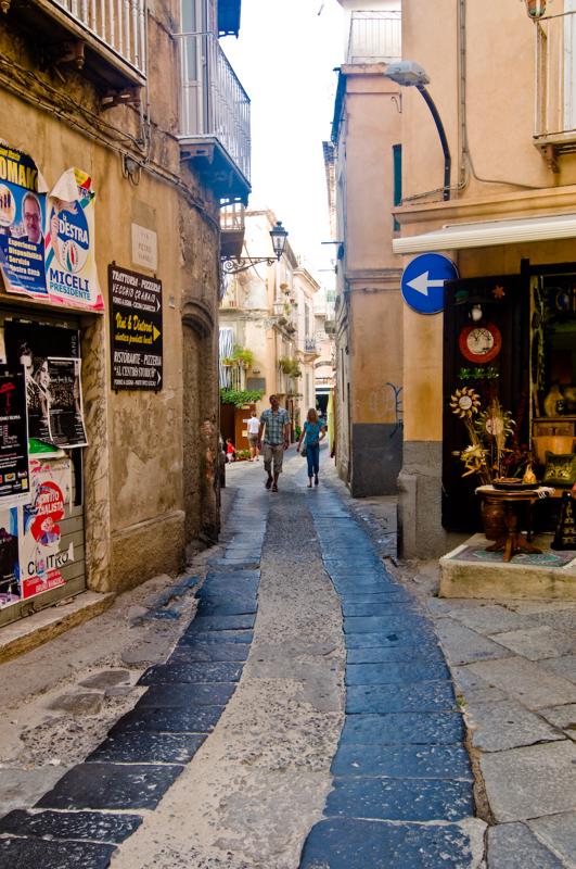  D3C_1778.jpg </br ><small> 2008-06-30 18:58</br >NIKON D300 24mm 1/30s f/5.6 ISO 100</small>