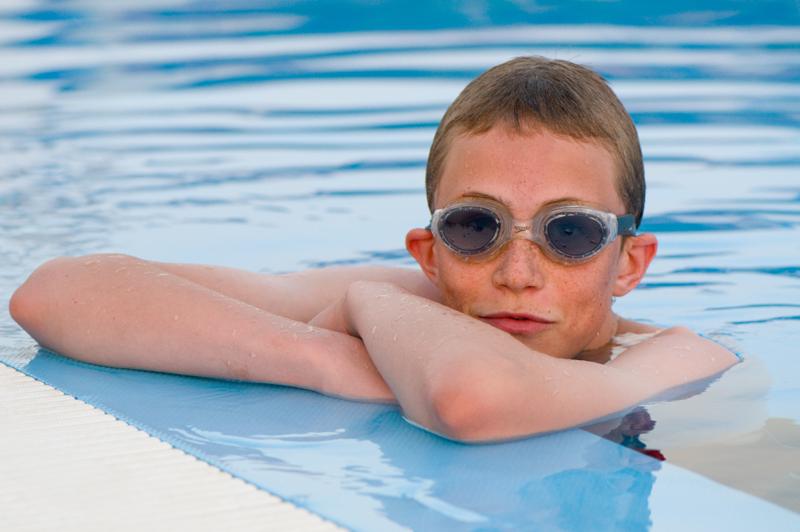  D3C_1809.jpg </br ><small> 2008-06-30 20:25</br >NIKON D300 105mm 1/125s f/4 ISO 800</small>