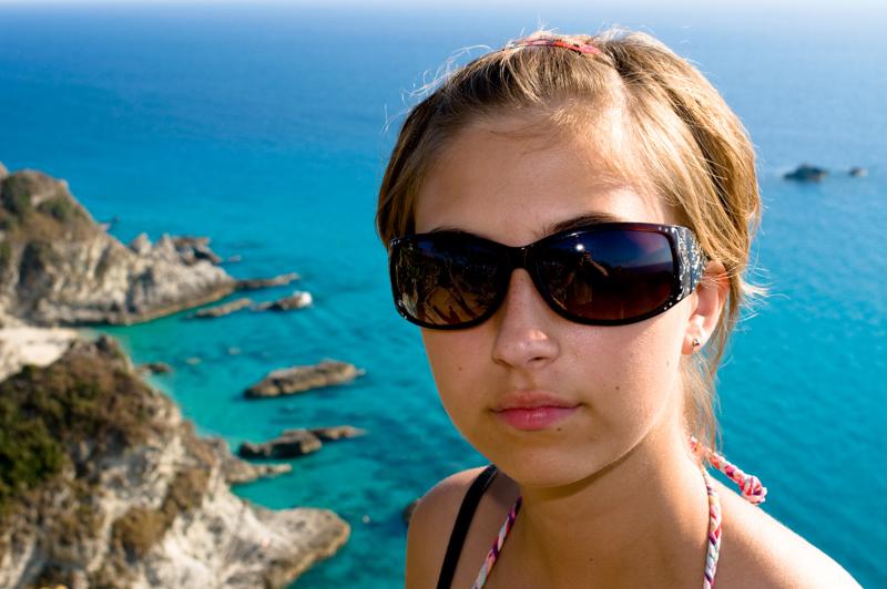  D3C_2055.jpg </br ><small> 2008-07-03 17:36</br >NIKON D300 35mm 1/250s f/10 ISO 200</small>