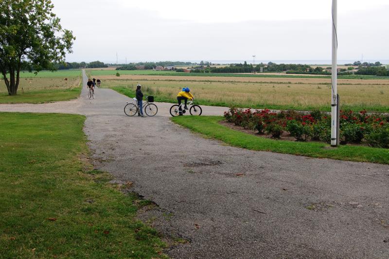  D3C_3526.jpg </br ><small> 2008-08-06 16:17</br >NIKON D300 24mm 1/100s f/8 ISO 200</small>