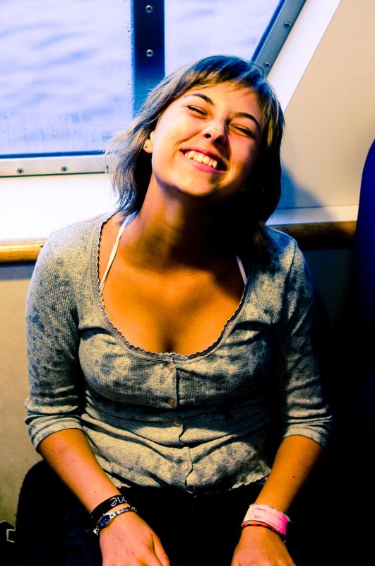  D3C_3628.jpg </br ><small> 2008-08-07 20:27</br >NIKON D300 35mm 1/15s f/2.8 ISO 400</small>