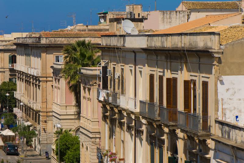  D2C_7624.jpg </br ><small> 2008-05-04 14:44</br >NIKON D200 105mm 1/500s f/8 ISO 100</small>