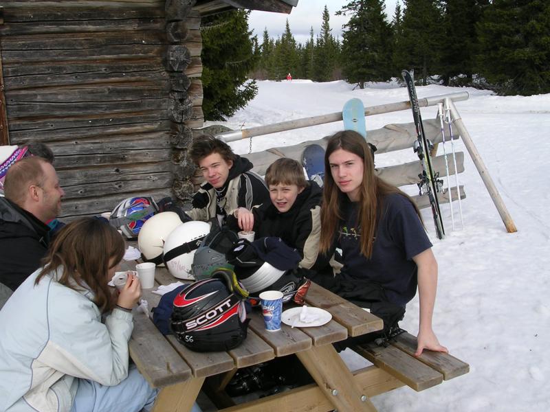  DSCN0852.JPG </br >          </br > <small> 2006-02-25 19:33</br >E3200 5.8mm 2/391s f/5.6 ISO 50</small>