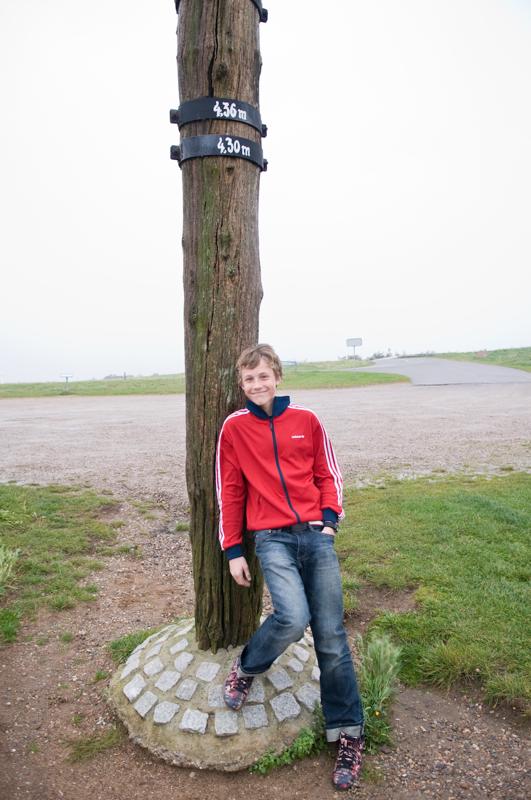  D3C_4971.jpg </br ><small> 2008-10-13 18:10</br >NIKON D300 17mm 1/15s f/2.8 ISO 400</small>