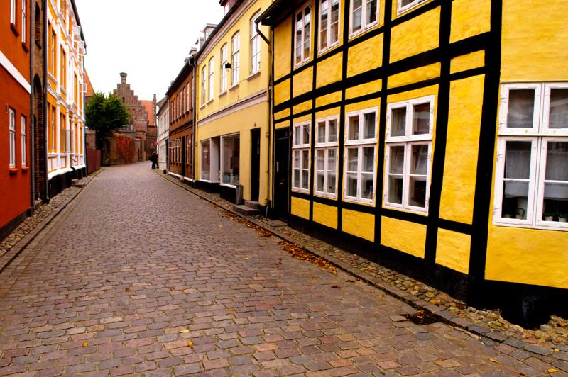  D3C_4943.jpg </br ><small> 2008-10-13 13:19</br >NIKON D300 18mm 1/60s f/8 ISO 200</small>